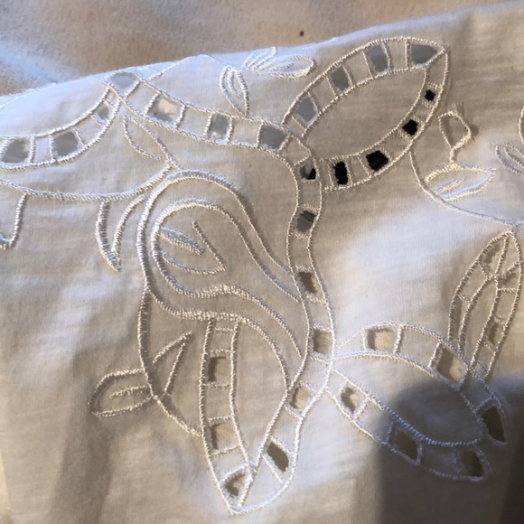 Cutout Top - Picture 3 of 3